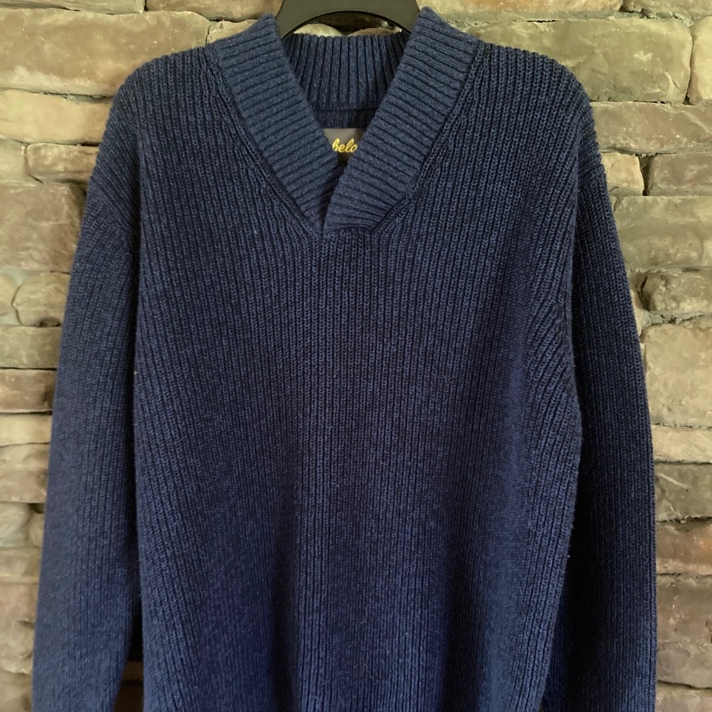 Cabelas Mens Sweater Size XL.